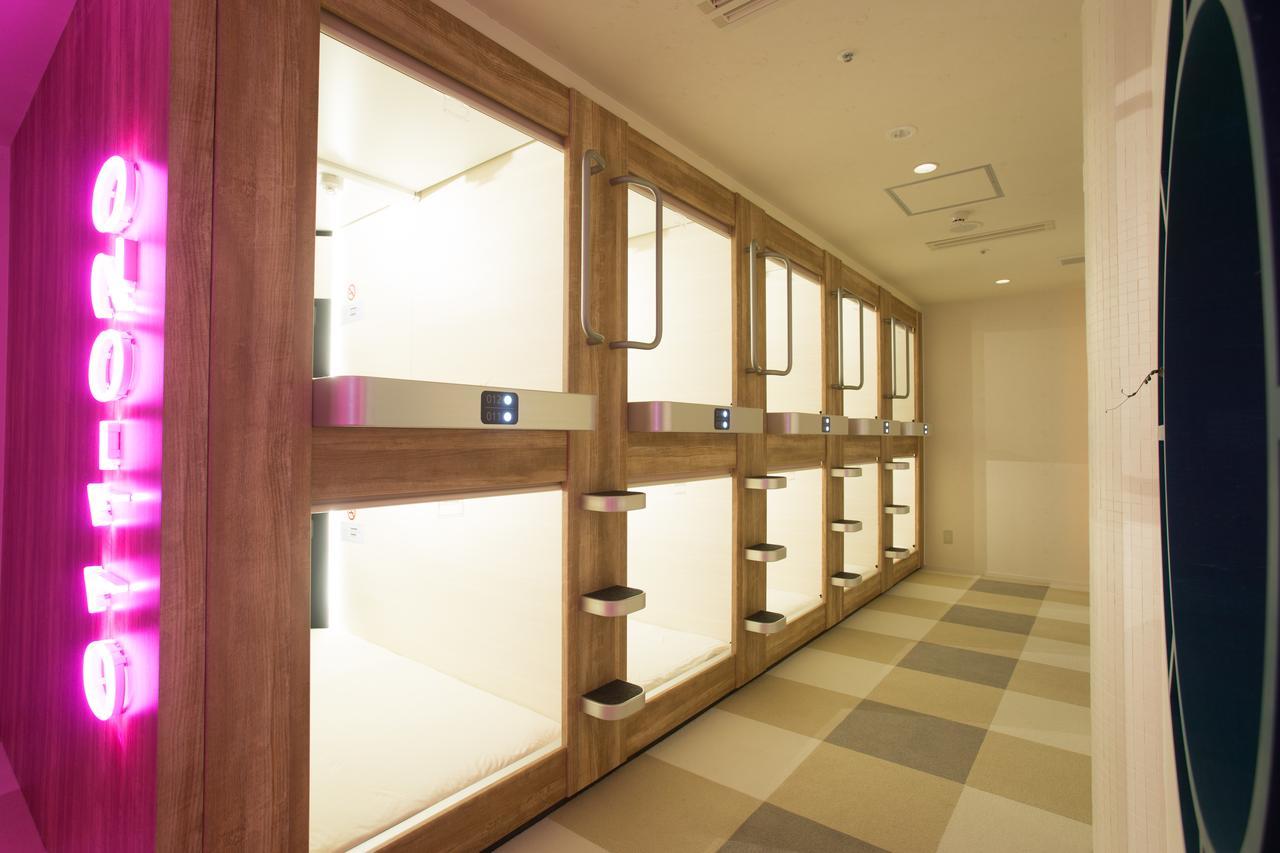 New Japan Lady'S Capsule Hotel Osaka Exterior photo